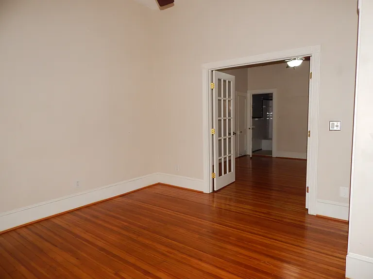 4601 Schenley Rd #1F — Photo 9