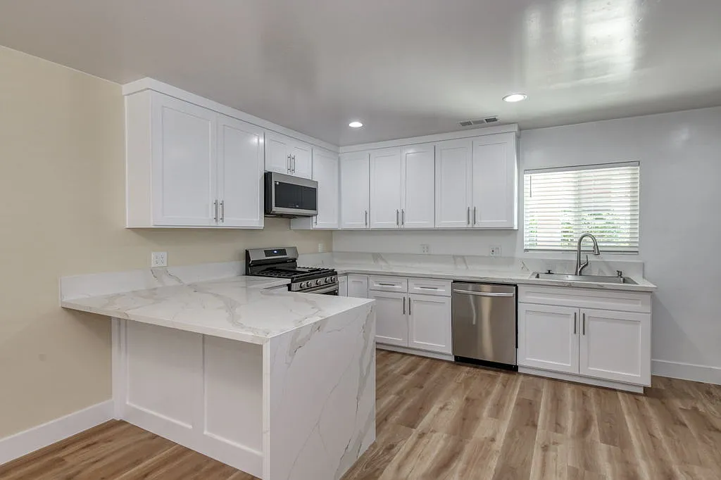 1 bed, $1,600 — Photo 4
