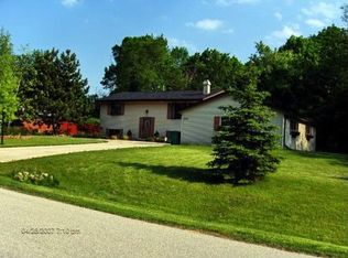 2951 Woodland Ct, Colgate, WI 53017