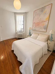 261 Broome Street, #7A