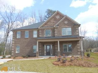 105 Jones Creek Ln, Fayetteville, GA 30214