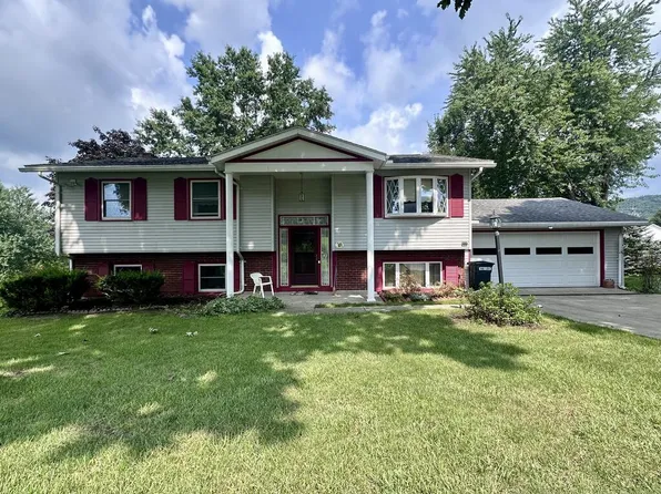 508 Hillcrest Dr, Towanda, PA 18848