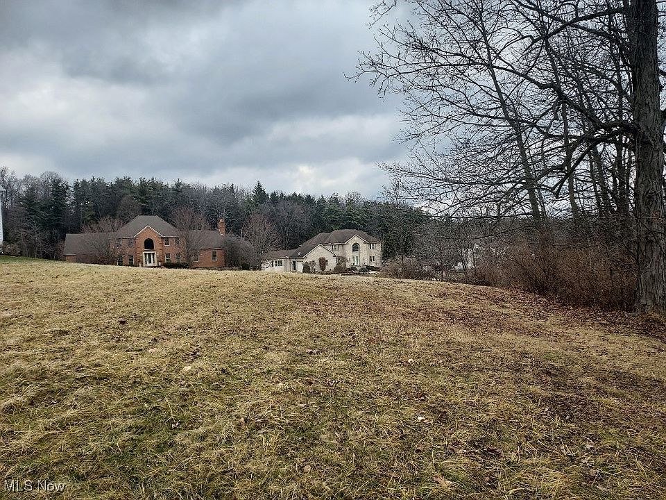 2nd image of Ivy Hill Dr