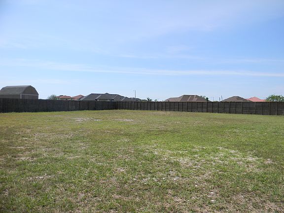 2nd image of 114 Village East Dr