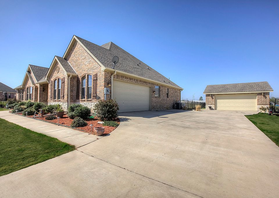 www.LuxuryRockwallHomes.com