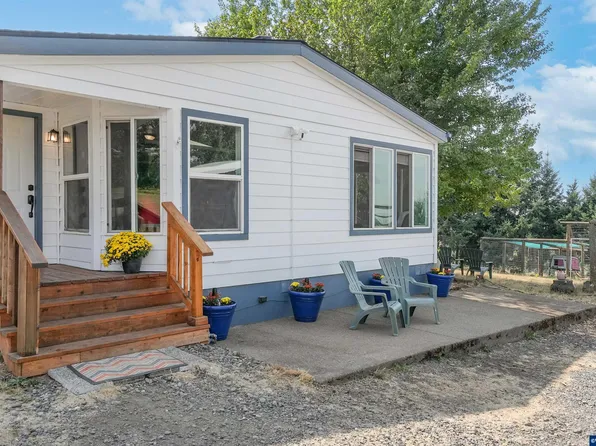 3341 Seminole Rd NE, Silverton, OR 97381