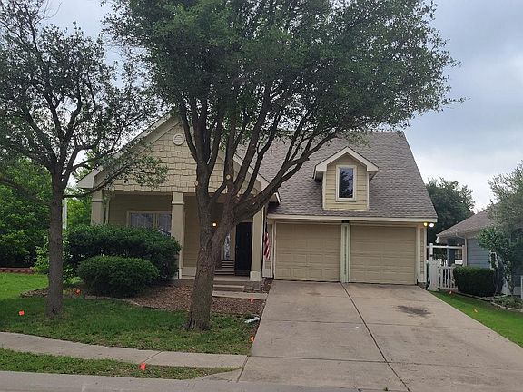 2nd image of 113 Hilltop Dr