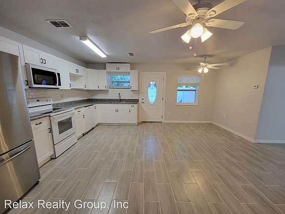 4th image of 1100 23rd St #A