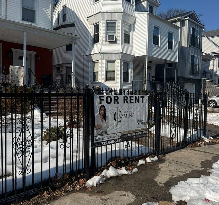 1st image of 163 N 18th St