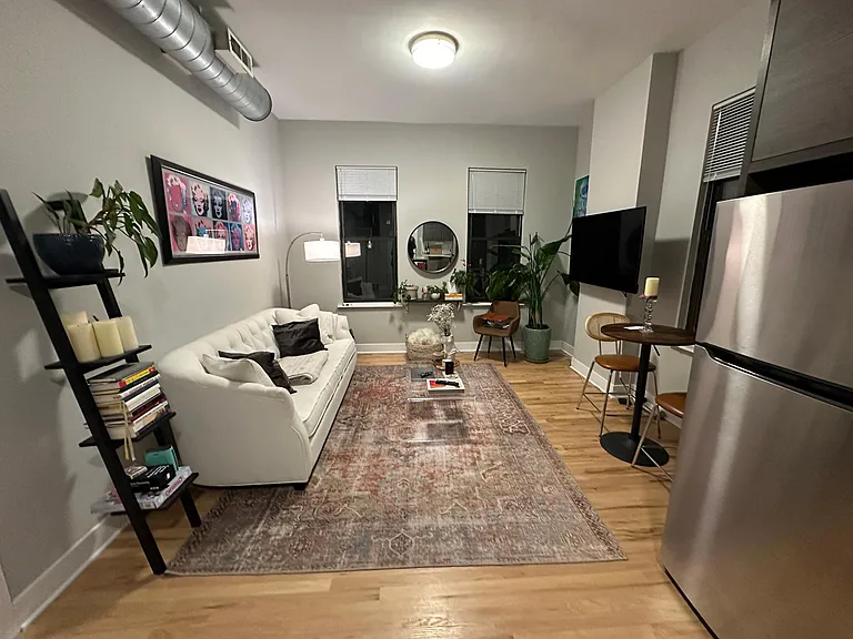 2337 W North Ave #3R — Photo 3
