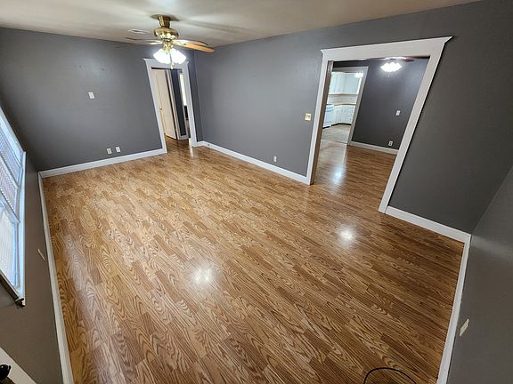 2nd image of 1021 E 7th St