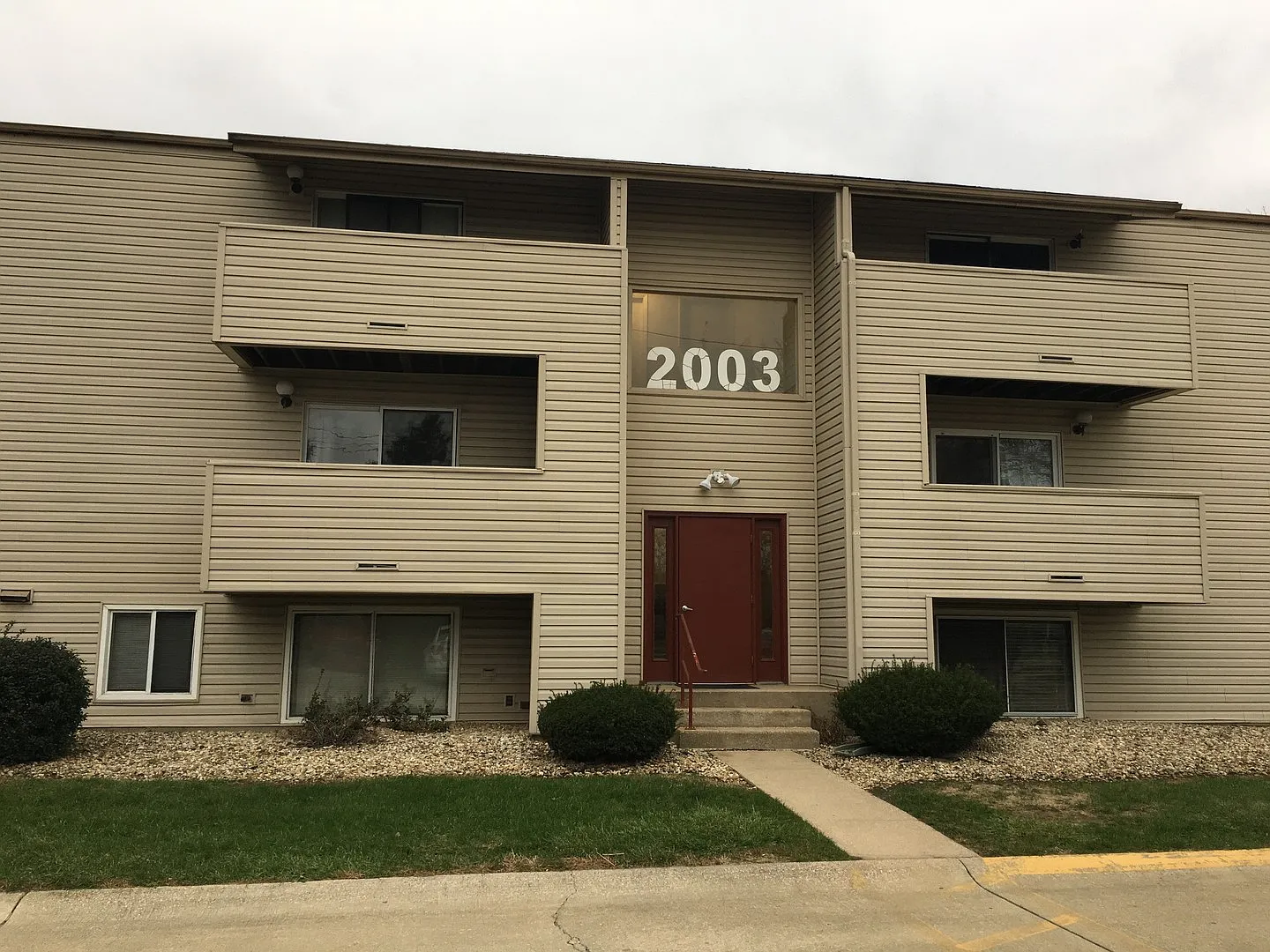 2003 S Mattis Ave #C photo 1