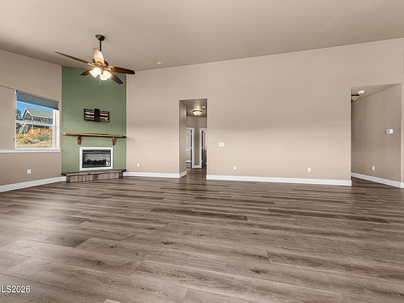 2nd image of 2486 Cartwright Rd