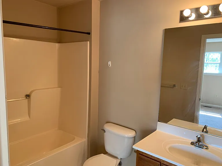 413 Faulconer Dr — Photo 5