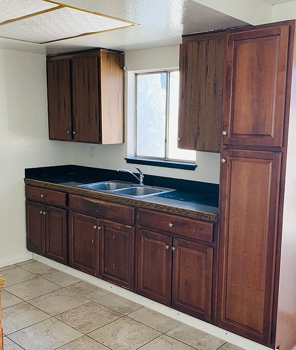 1st image of 6540 Knott Ave #1
