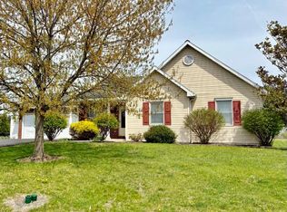 1926 Clydesdale Dr, Mohrsville, PA 19541
