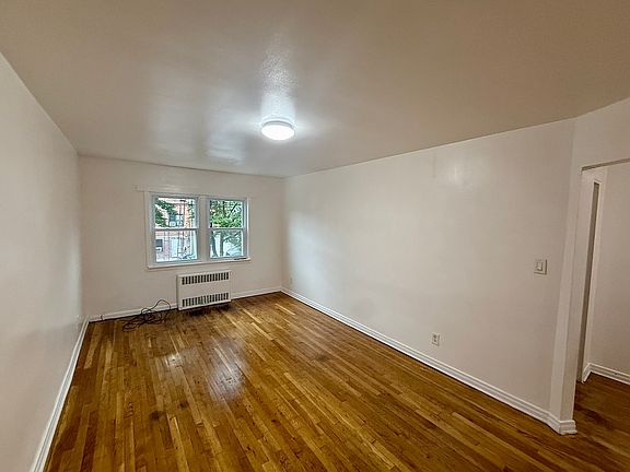 3rd image of 30-06 80th St #1