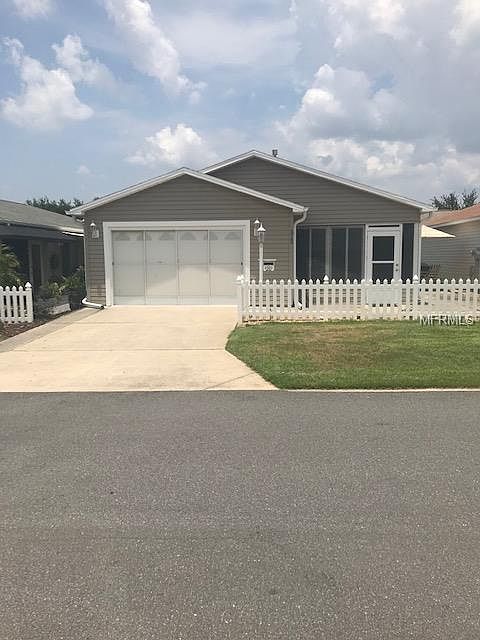 1st image of 2323 Oak Bend Pl