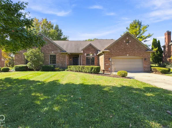 1825 Continental Dr, Zionsville, IN 46077