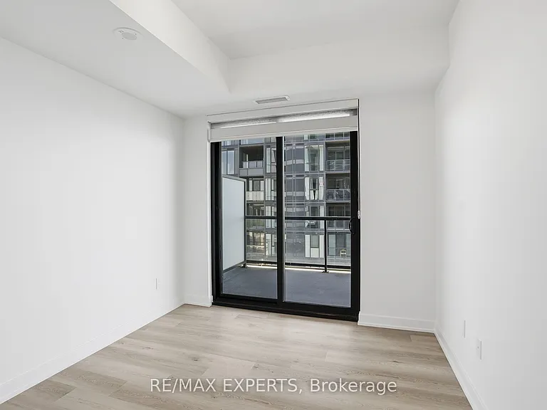 2075 Lakeshore Rd #2104 — Photo 16