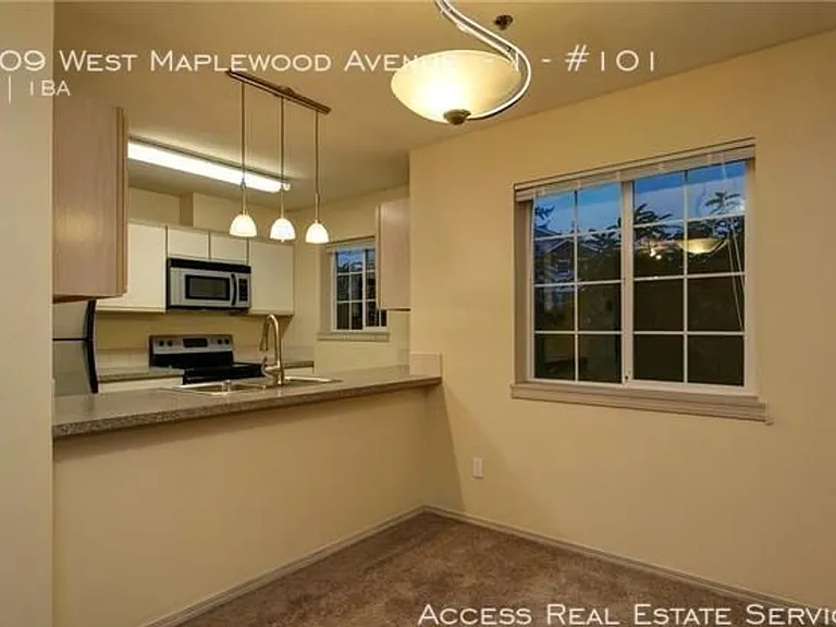 2709 W Maplewood Ave #101-1 — Photo 4