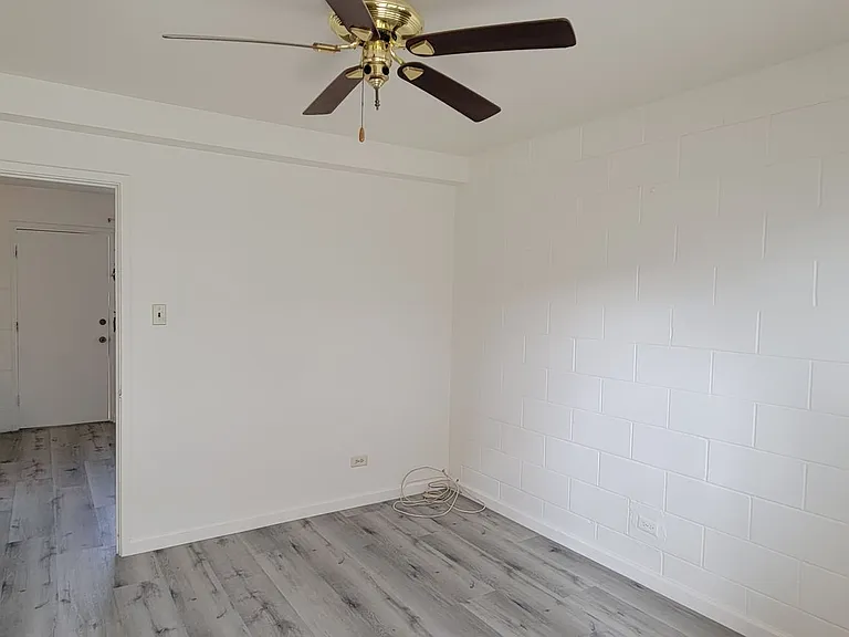 1046 Wong Ho Ln — Photo 7