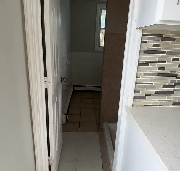 549 Summer St — Photo 16