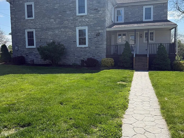 4056 E Newport Rd — Photo 17