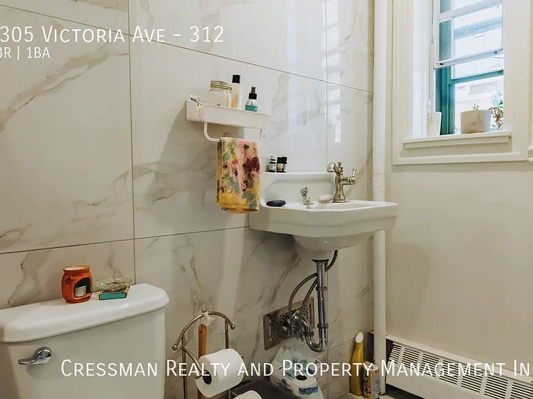 2305 Victoria Ave — Photo 36