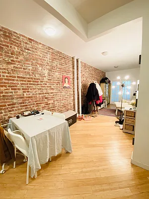 Rented by Douglas Elliman | media 17