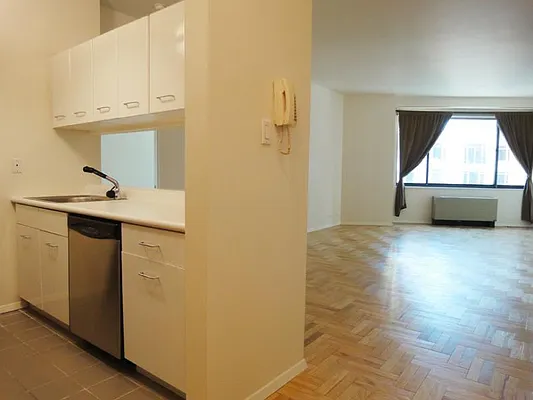 Rented by Town Residential | media 10