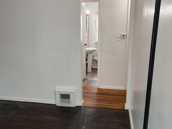 5th image of 1513 Huey St