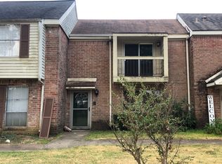 3208 Briar Ct, Baytown, TX 77521