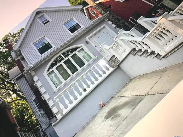 165-14 Clinton Terrace, Jamaica Hills, NY 11432