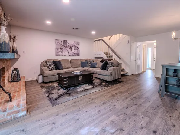 2306 W Settlers Way, Spring, TX 77380