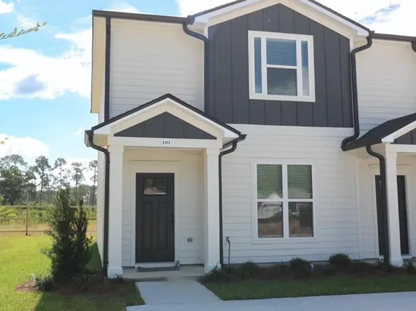 401 Hampton Ln, Bainbridge, GA 39819
