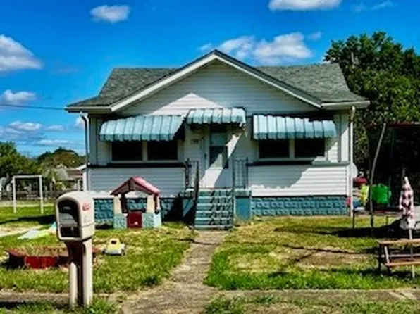59 Findley St, Dillonvale, OH 43917