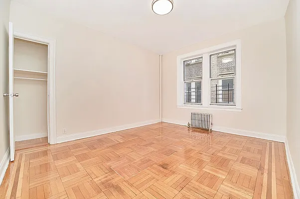 Rented by A&E Real Estate Management | media 15