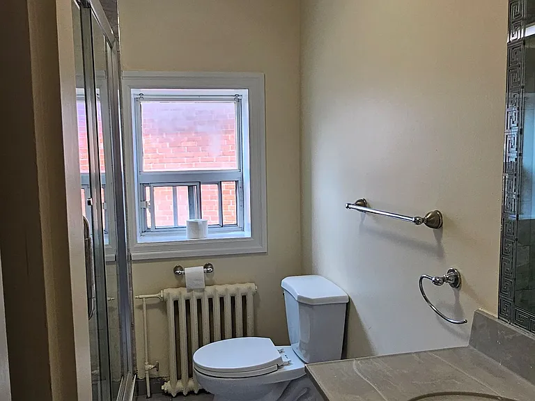 3 Kane Ave #2 — Photo 8