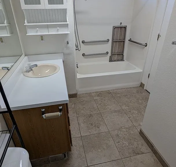 700 Orange Ave — Photo 5