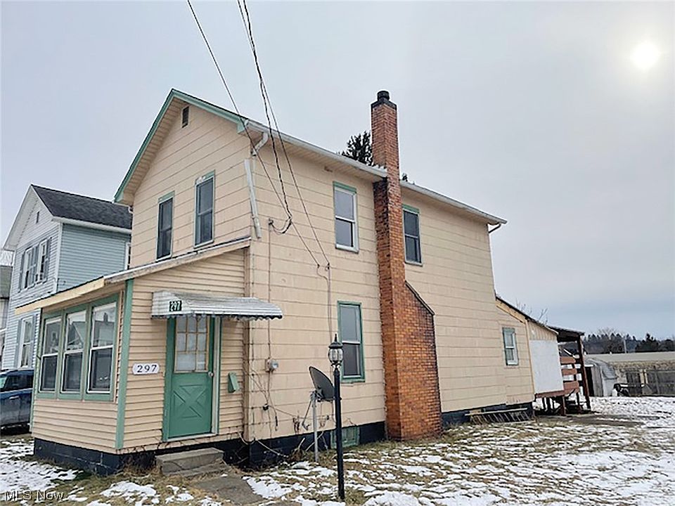 2nd image of 297 W Clark St