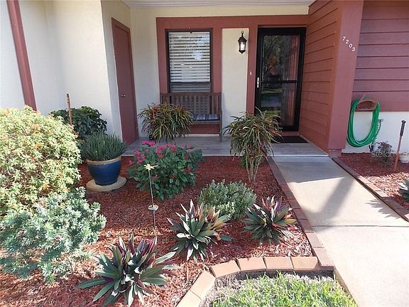 3rd image of 7203 Greystone Dr #B