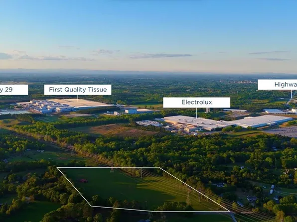 632 Martin Rd, Starr, SC 29684