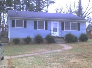 3915 Burtis St, Winston Salem, NC 27105