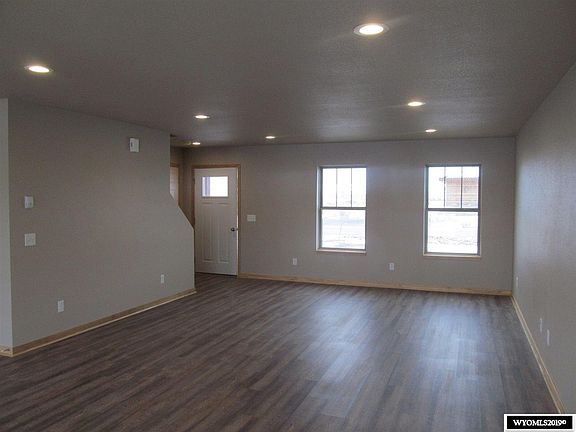 5th image of 402 Kennaday