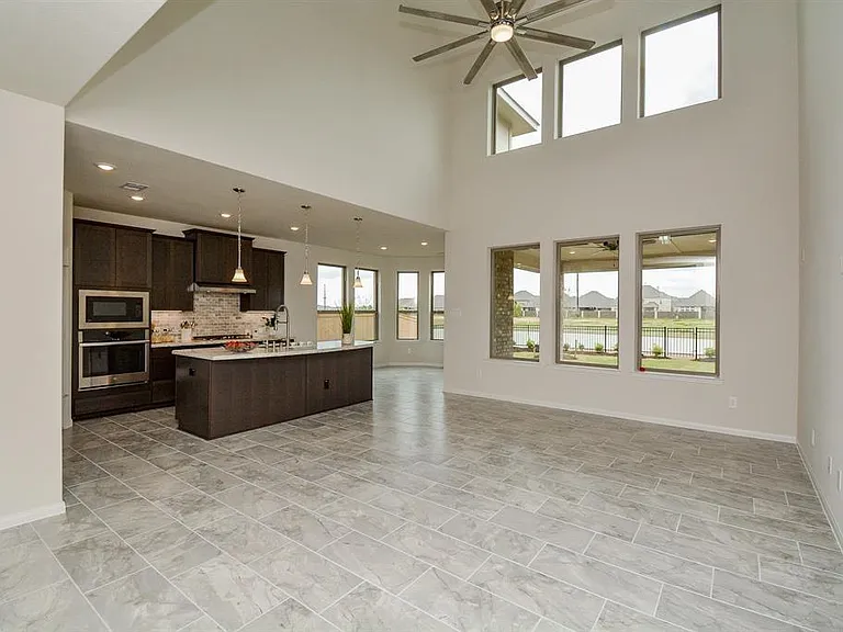 923 Orange Zest Ln — Photo 21