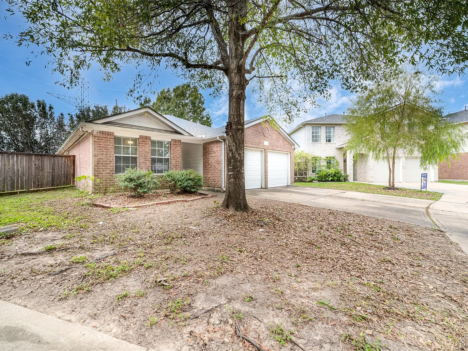 3 bed, 2.0 bath, 1717 sqft, $2,150 — Photo 2