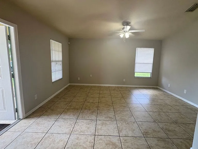 4316 New York Ave — Photo 6