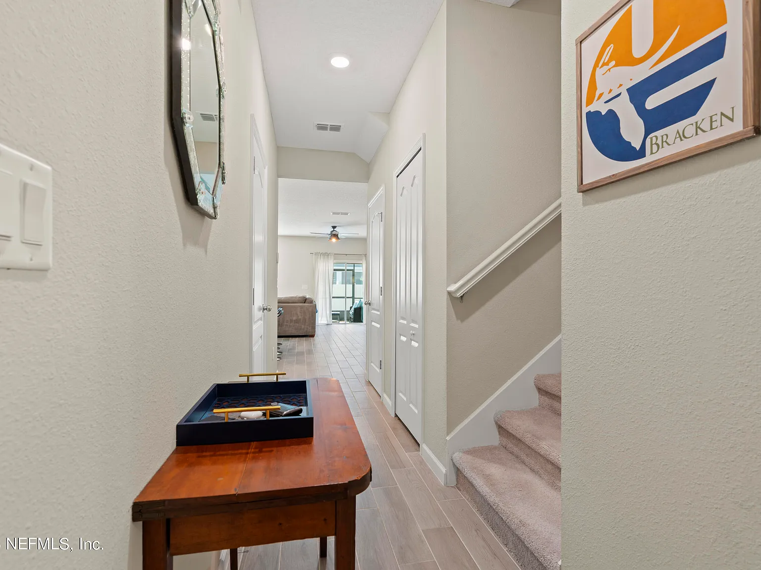 3 bed, 2.5 bath, 1700 sqft, $2,150 — Photo 2