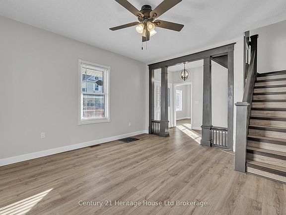 4th image of 89 Scott St